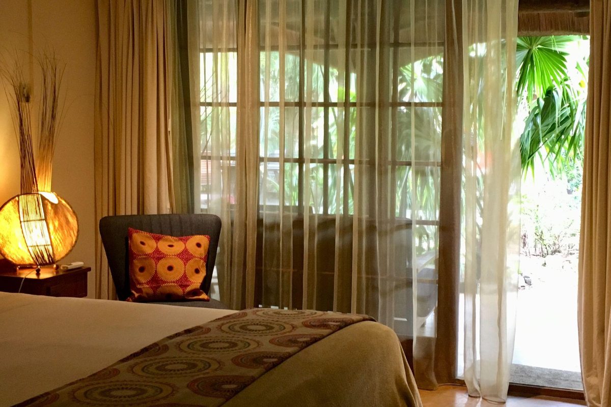 Queen room opening onto the garden